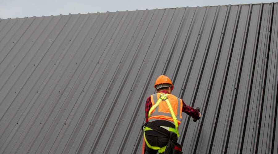 Professional metal roof installation services in Auxvasse, MO